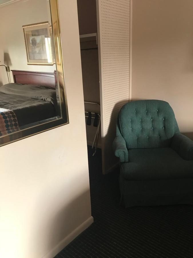Redwood Inn Gadsden Bagian luar foto